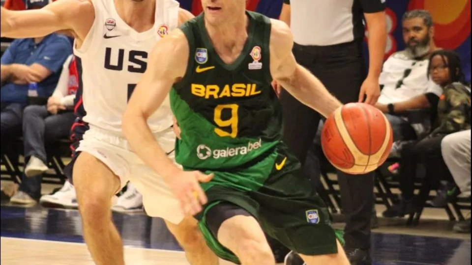 Seleção brasileira de basquete vence EUA em Washington pelas eliminatórias da Copa