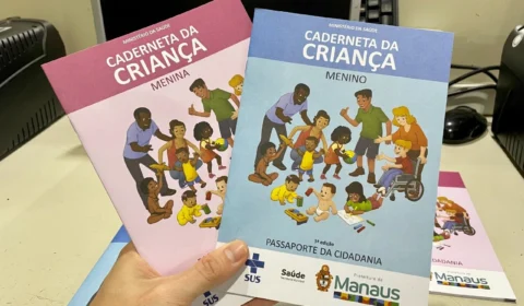 14 mil exemplares da Caderneta da Criança são entregues a maternidades de Manaus