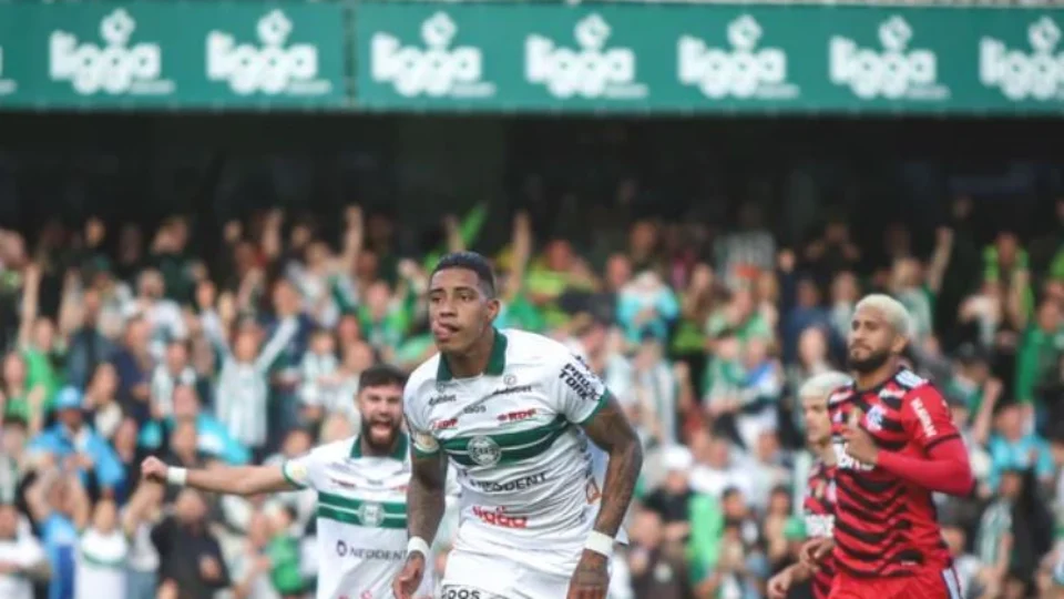 Flamengo perde por 1 a 0 e ‘ajuda’ Coritiba se manter na Série A em 2023
