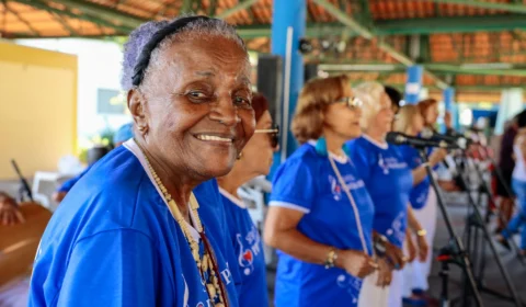 Expectativa de vida do brasileiro aumenta para 77 anos, diz IBGE