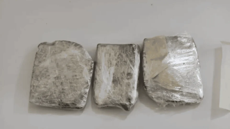 Mulher é flagrada com drogas nas partes íntimas em presídio, no Acre