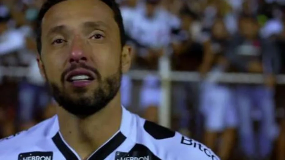 Nenê faz gol do acesso e crava: ‘não sairia daqui sem Vasco subir’