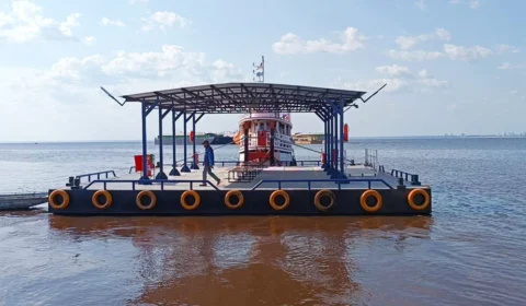 PM é acionada para a retirada de flutuantes do Tarumã, em Manaus