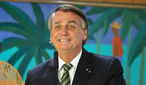 Para não passar faixa para Lula, Bolsonaro viajará para os Estado Unidos