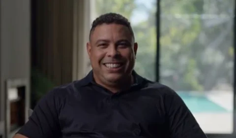 Torcedores do Valladolid protestam contra Ronaldo Fenômeno