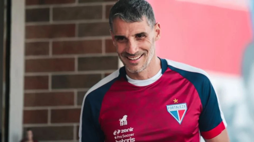 Ruan Pablo Vojvoda segue no Fortaleza até 2024