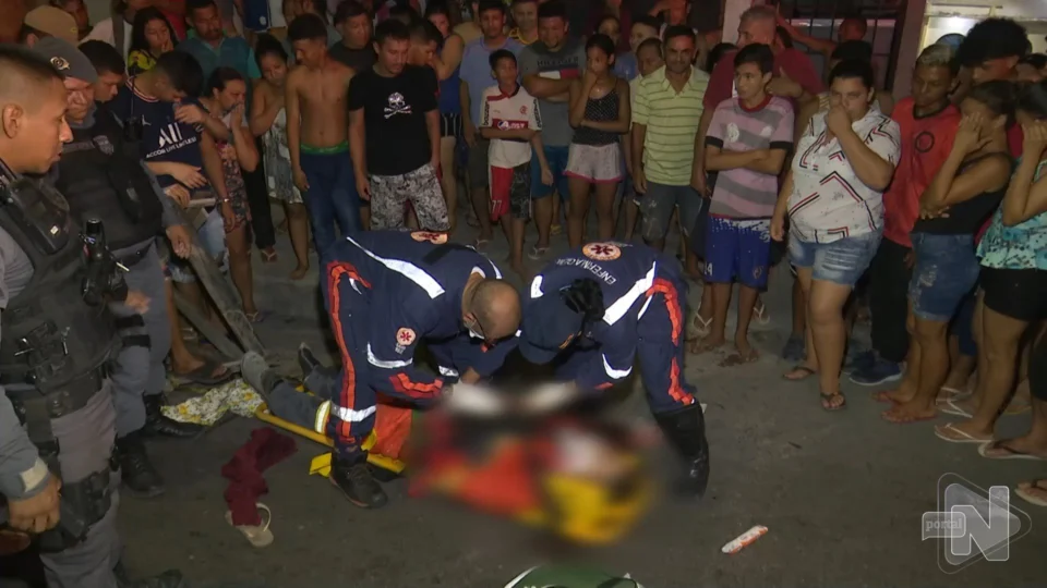 VÍDEO: suspeitos são baleados no Bairro Tancredo Neves, Zona Leste de Manaus