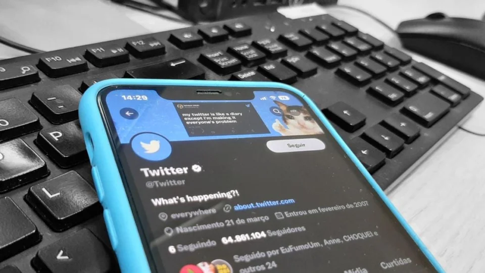 Twitter demite 50% dos funcionários, afirma chefe de segurança e integridade