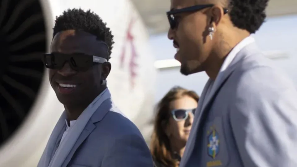 Copa do Catar: Tite opta por Vinicius Júnior como titular da ponta esquerda