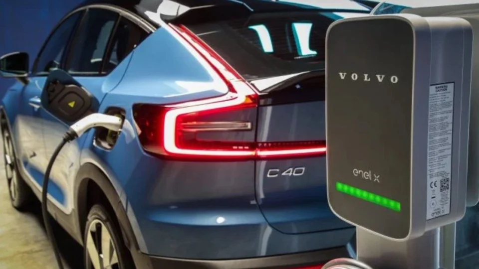 Volvo diz que carros elétricos terão preços de mercado mais acessíveis em 2025