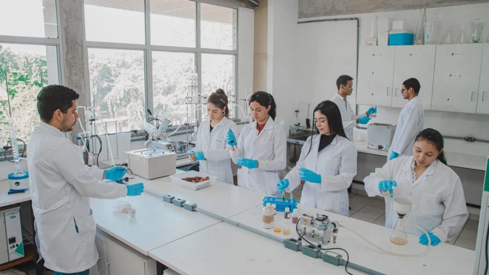 Fapeam encerra inscrição de programa para fixar doutores no AM na segunda, 7