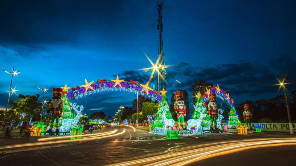 Parada Natalina: trânsito na Ponta Negra sofre alterações em Manaus