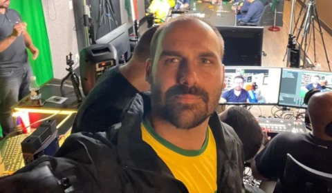 Conselho de Ética decide avanço da cassação de Eduardo Bolsonaro