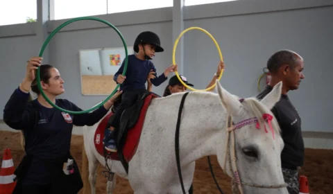 Núcleo de equoterapia da PMAM ampliará vagas para novos praticantes em 2023