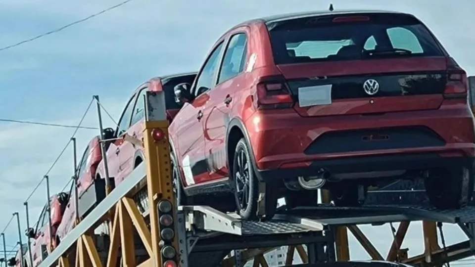 Gol Last Edition Volkswagem é flagrado em rodovia e deve estrear em novembro