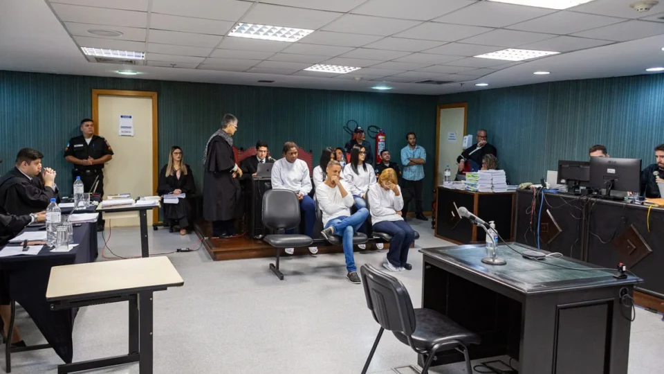 Julgamento de Flordelis entra no 3º dia e pode ir até sábado, 12, no RJ