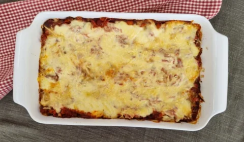 Receita Fácil: aprenda a fazer lasanha de porco com cerveja preta em 120 min