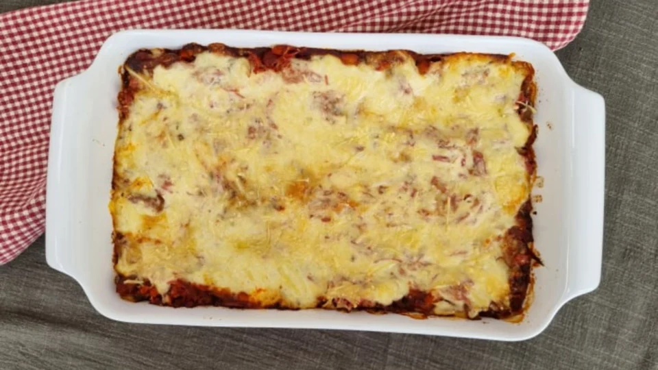 Receita Fácil: aprenda a fazer lasanha de porco com cerveja preta em 120 min