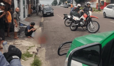 Vídeo: briga entre mulheres termina com facada na perna após bebedeira em Manaus