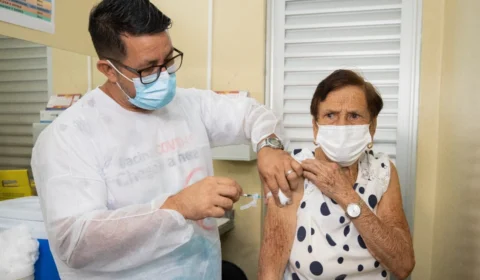 Manaus terá 10 pontos de vacinação contra Covid-19 neste sábado, 26