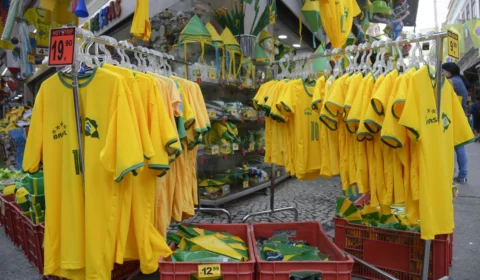 Intenção de consumo alcança maior nível desde abril de 2020, diz CNC