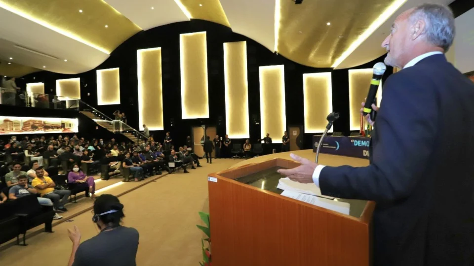 TCE-AM discute investimento estrangeiro em Manaus nesta segunda, 7