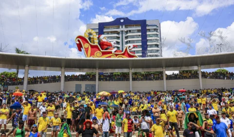 Locais de transmissão do jogo do Brasil reúnem mais de 78 mil pessoas em Manaus