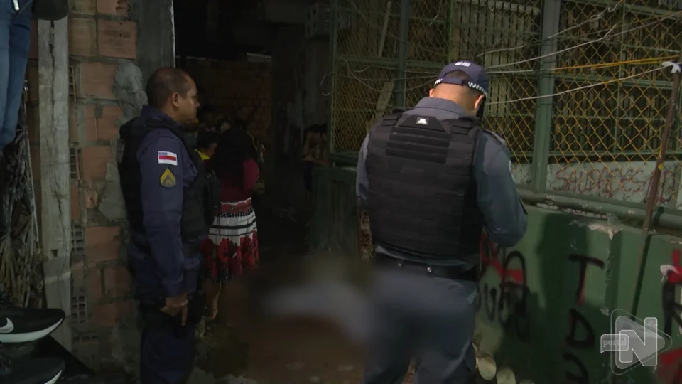 VÍDEO: venezuelano é assassinado a tiros em beco na Zona Centro-Sul de Manaus