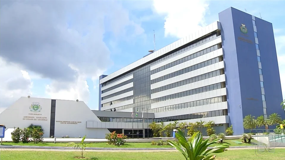 VÍDEO: deputados do Amazonas têm 247 projetos arquivados sem debate e votação