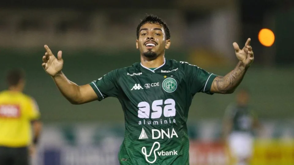 Corinthians acerta com Guarani empréstimo do lateral-esquerdo Matheus Bidu