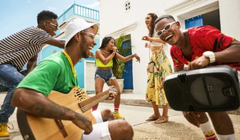 Cartagena: conheça a cidade colombiana rica em belezas naturais e cultura