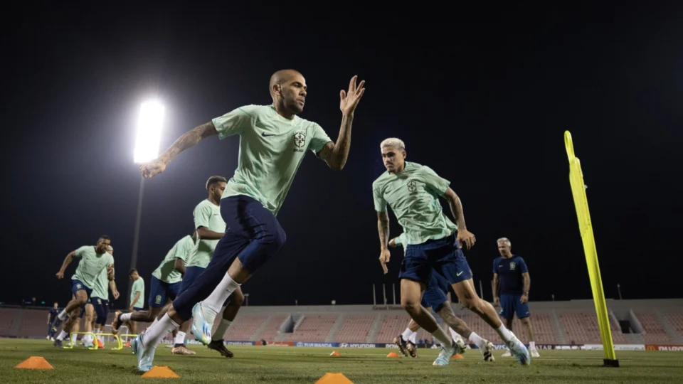 Copa do Catar: Brasil enfrenta Camarões nesta sexta no último jogo da fase de grupos
