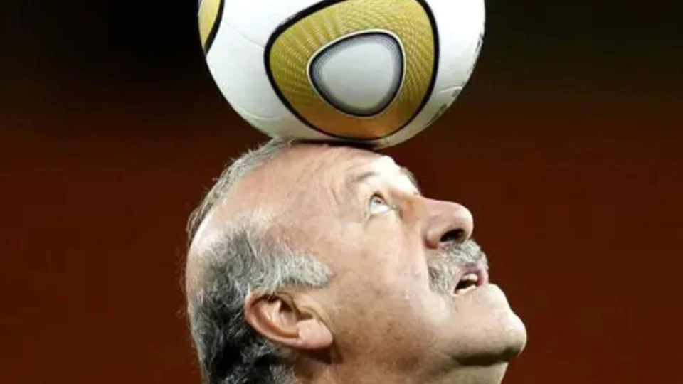 Del Bosque faz 72 anos encantado com Messi: ‘é o melhor’