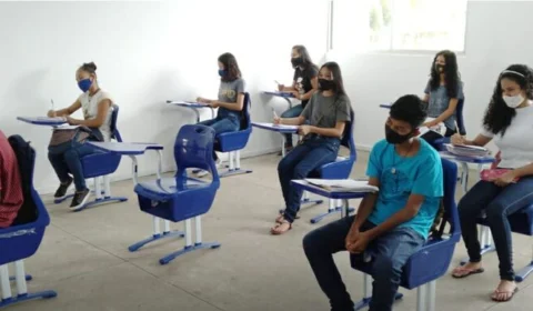 Tefé, no AM, divulga edital do PSS para contratação de professores