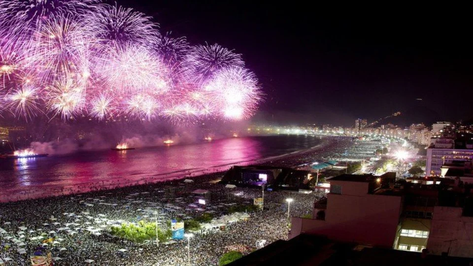 Festas de fim de ano movimenta turismo e atrai mais de 10 milhões de pessoas