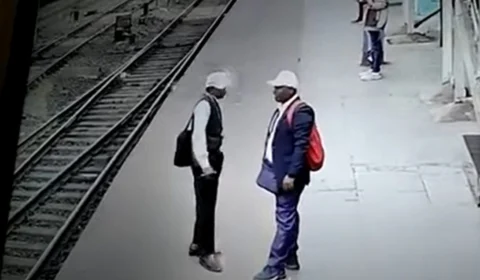 Homem sofre queimaduras após receber descarga elétrica na Índia