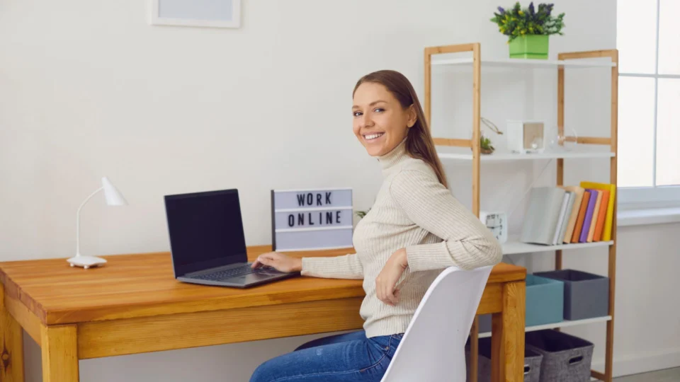 Home office é a realidade de 53% das empresas no Brasil, revela pesquisa