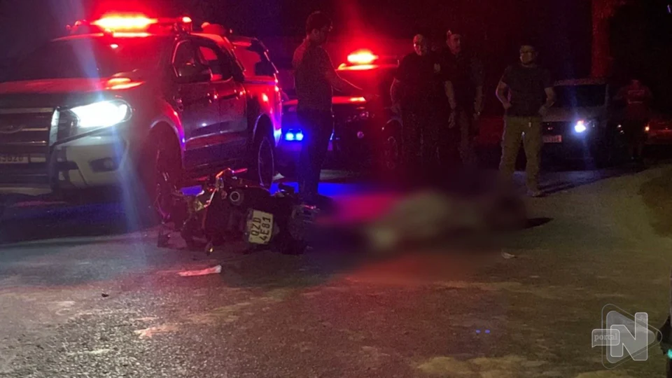 VÍDEO: motociclista morre ao colidir com carro na Zona Leste de Manaus
