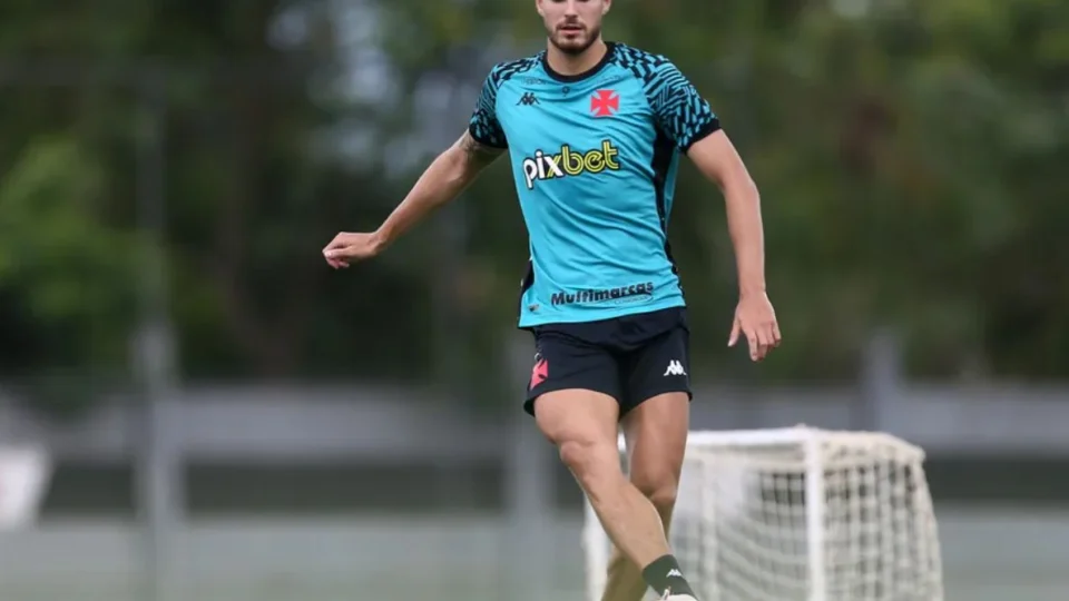 Pedro Raul é contratação mais cara da história do Vasco da Gama