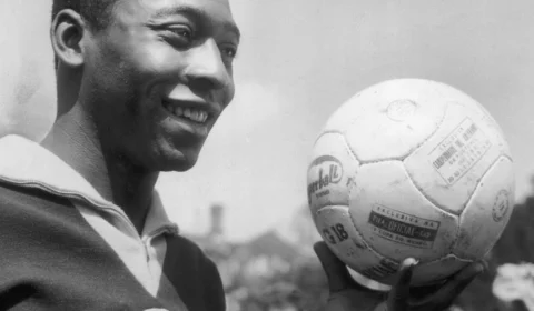 Pep Guardiola enaltece Pelé, mas revela preferência por Lionel Messi