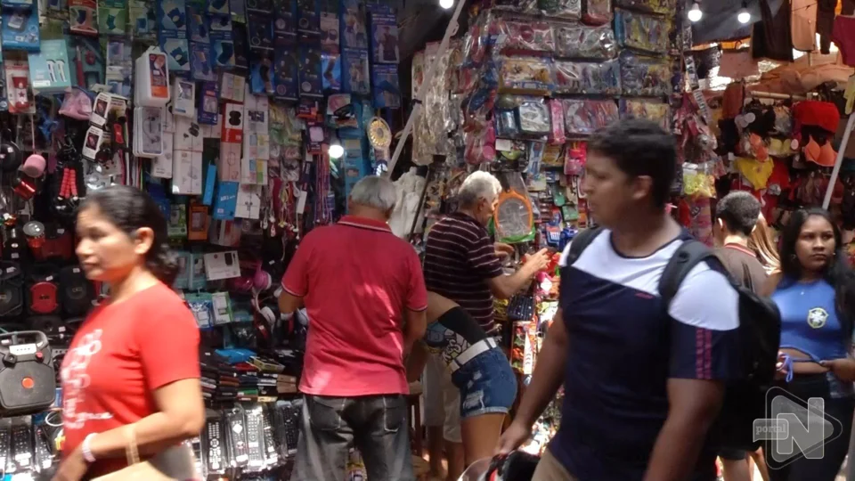 Pirataria: consumo de produtos piratas provoca prejuízo bilionário no Amazonas; veja vídeo