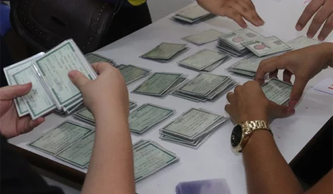 RGs esquecidos por mais de 10 mil pessoas podem ser resgatados no AM
