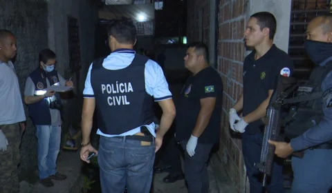 Homem é morto com 10 tiros em córrego na Compensa, na Zona Oeste de Manaus