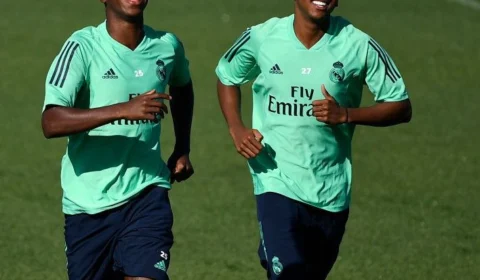 Vinicius Júnior, Rodrygo e Militão voltam aos treinos no Real Madrid após Copa do Catar