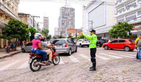 Missa altera trânsito no Centro de Manaus nesta quinta-feira, 8