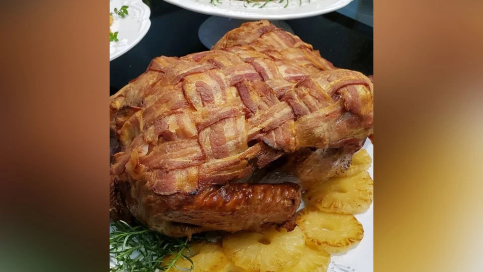 Receita Fácil – Chester com bacon: opção pronta para o Natal em 200 minutos