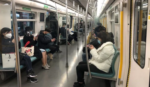 China tem reabertura lenta nesta sexta após aliviar restrições da Covid-19