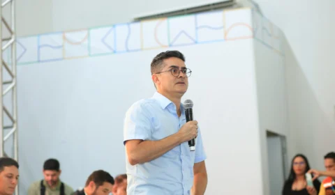 Com ressalvas, TCE-AM recomenda aprovação das contas de David Almeida