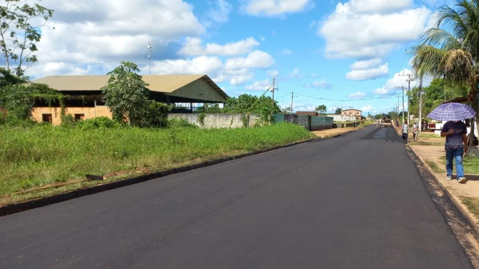 Obras de recuperação de ruas de Urucurituba-AM estão 30% executadas