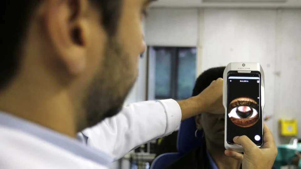 Número de exames oftalmológicos no SUS dobra em relação a 2020, diz ministério